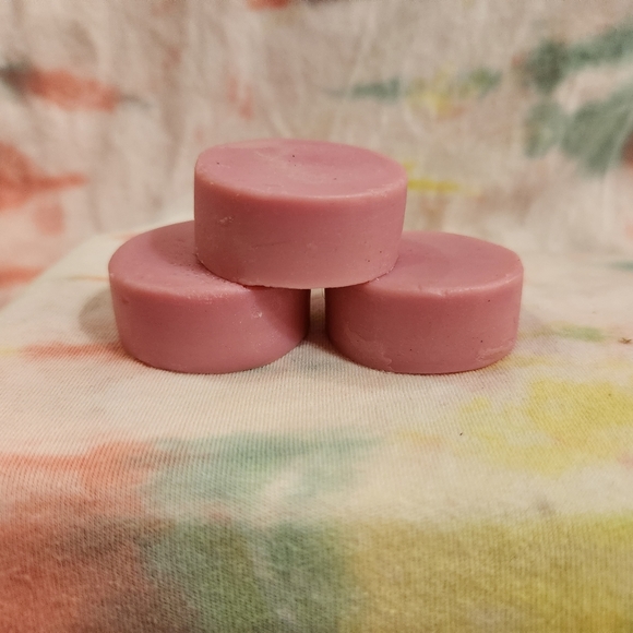 Handmade mini lotion bars - Picture 3 of 9